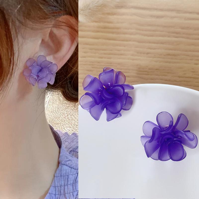 LATS White Flower Stud Earrings for Women Flower Earring Modern Cute Teens Girl Party Jewelry Accessories Gifts