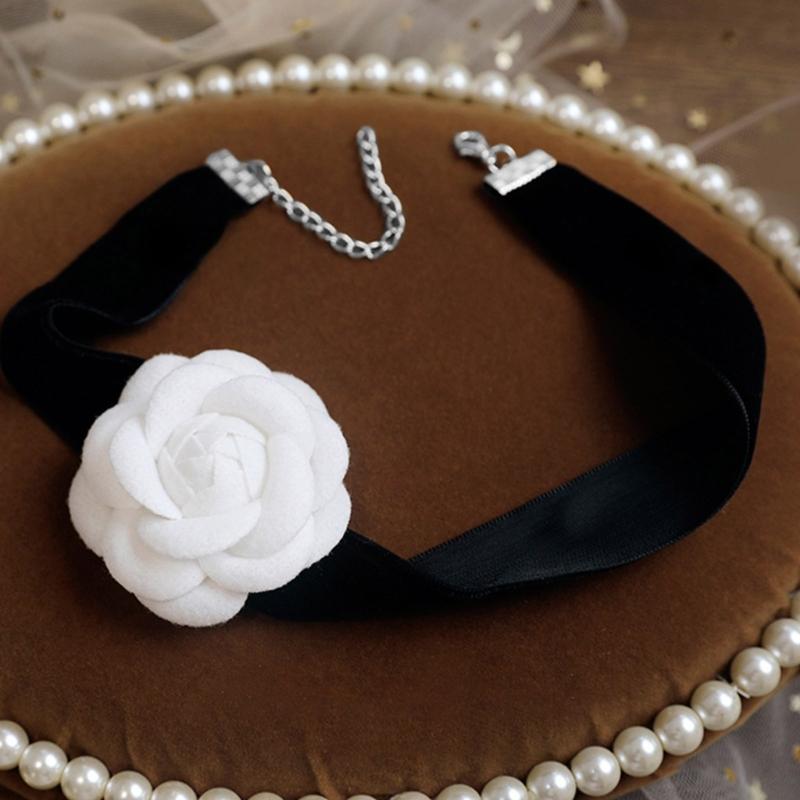 Elegant Camellia Choker Necklace Bracelet White Flower Collar Necklace Vintage Velvet Choker Bracelet Fashion Jewelry