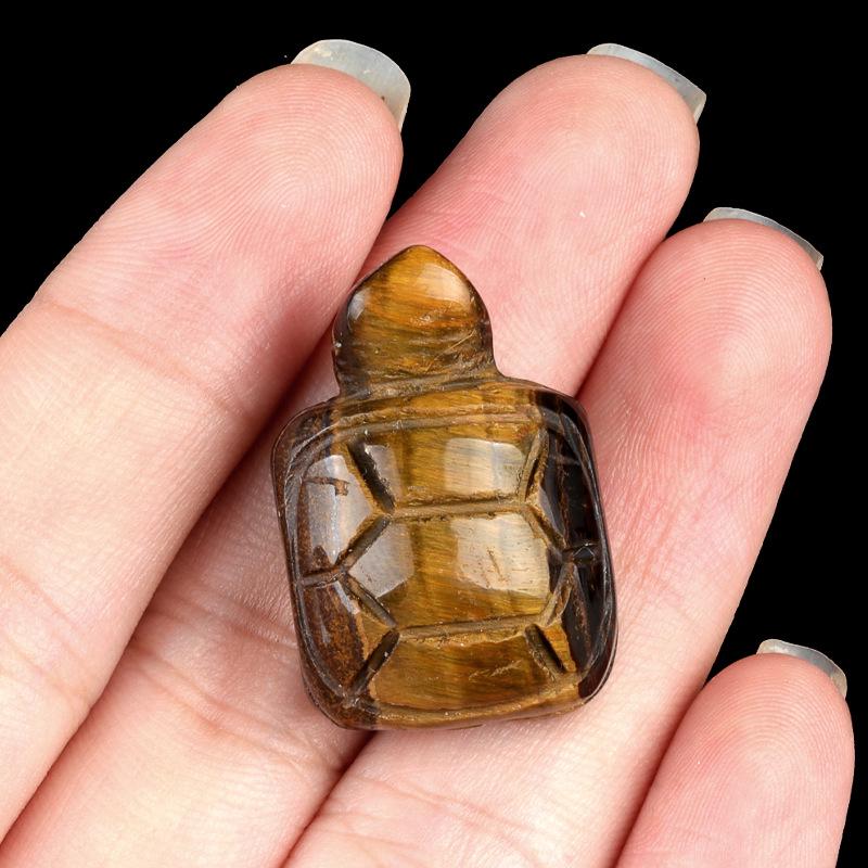 Turtle Crystal Agate Miniature: Hand-Carved Semi-Precious Stone Ornament