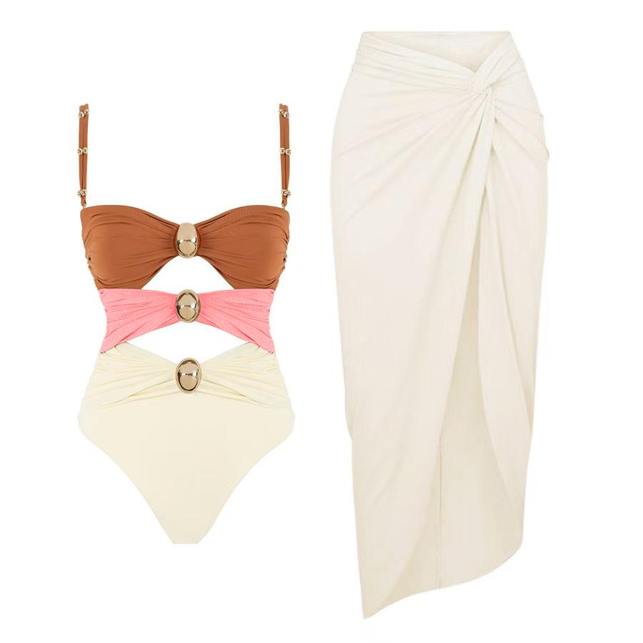 2025 European Gold-Plated Cutout One-Piece Swimsuit for Women - Color Block Design