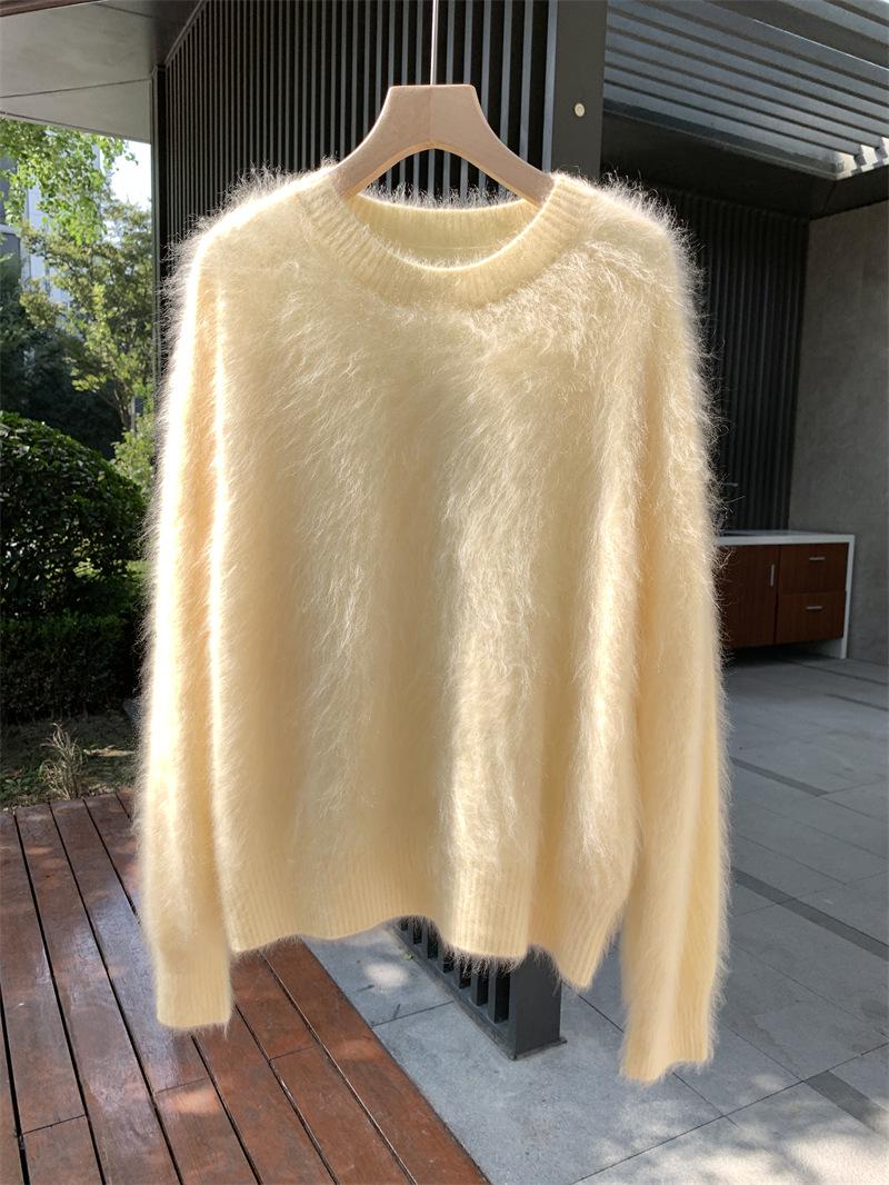 

Women s Thickened High-End Raccoon Wool Sweater - Soft Milky Mink Knit with Round Neck for Winter жовтий