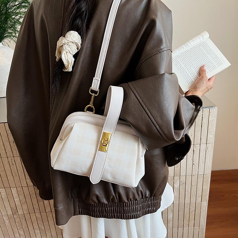 Retro Simple Handbag Women's Small Bag 2025 New Plaid Clip Bag Versatile Messenger Doctor Bag
