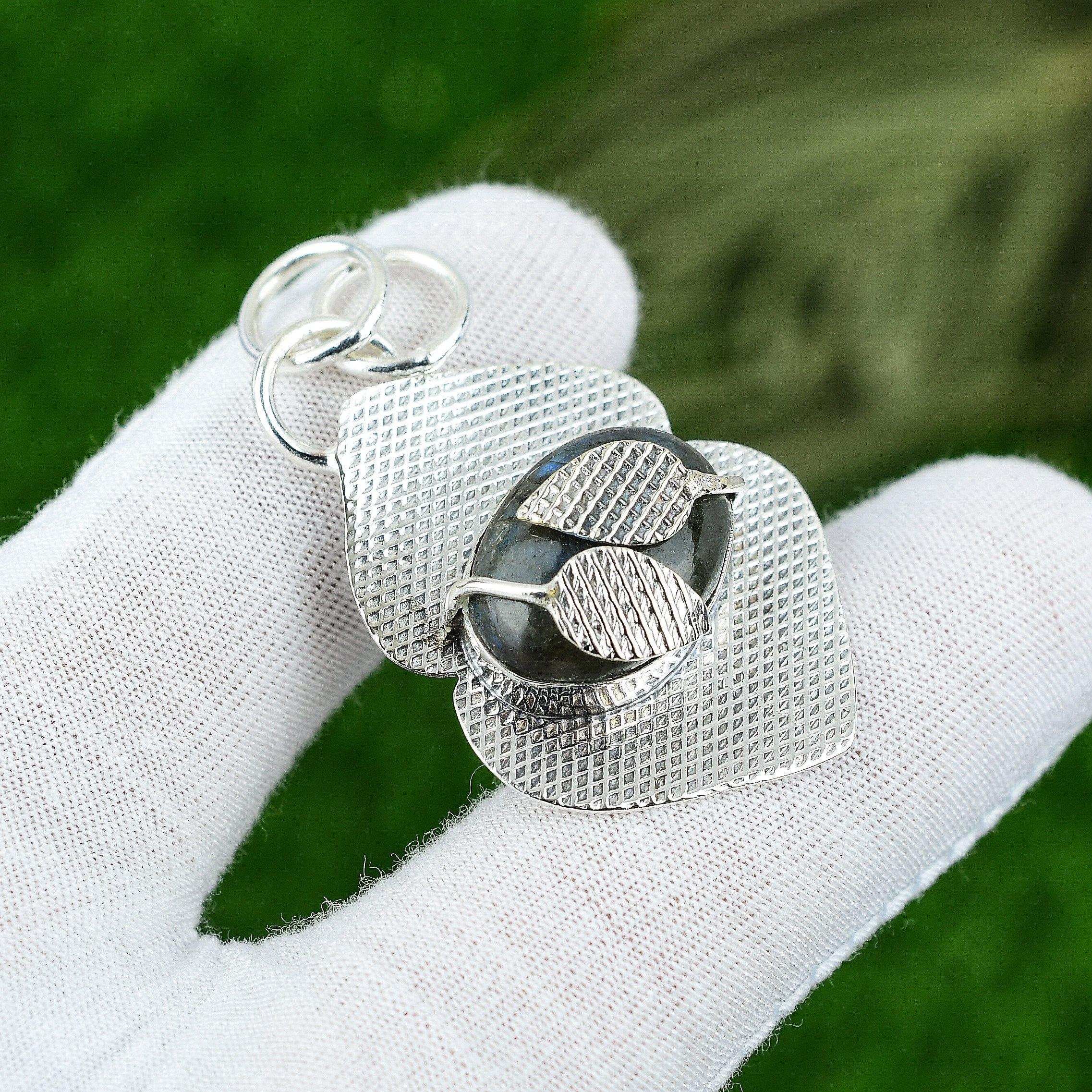 

Подарок для женщин Ювелирная подвеска Серебро 925 пробы Натуральный лабрадорит