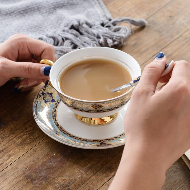 European Luxury Phnom Penh Ceramic Coffee Cups and Sauces Retro English Afternoon Tea Bohemia Coffee Cups Eco Suit
