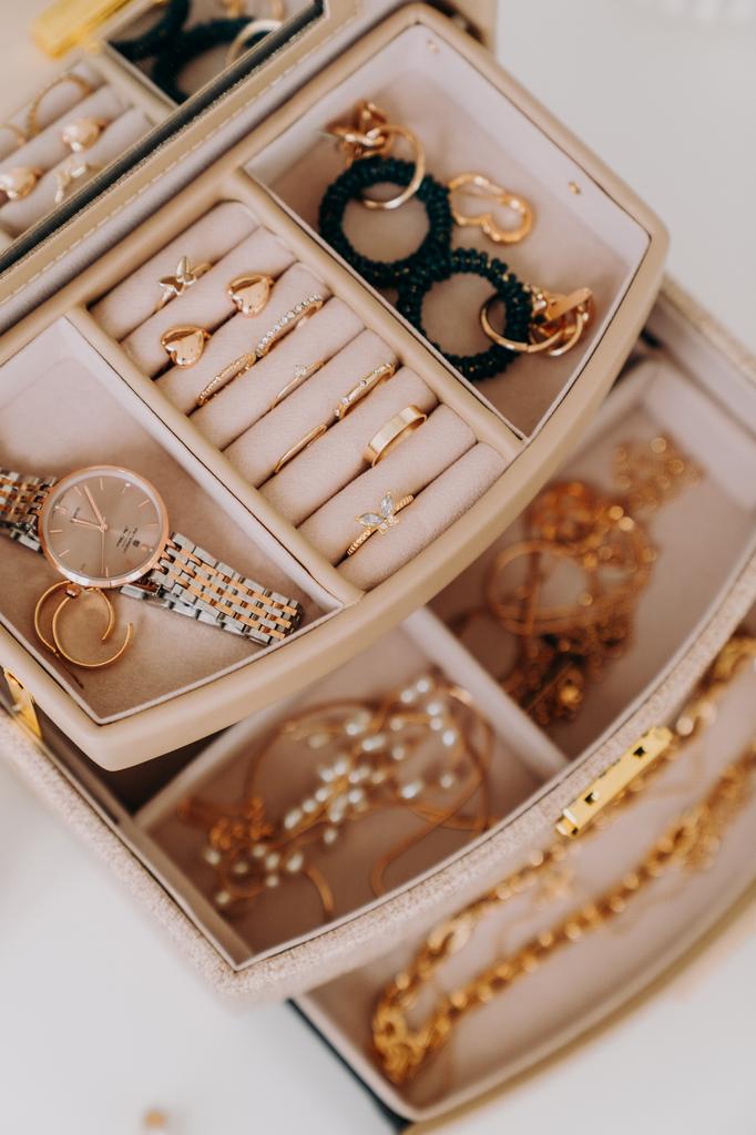 Elegant jewelry box - Peterson