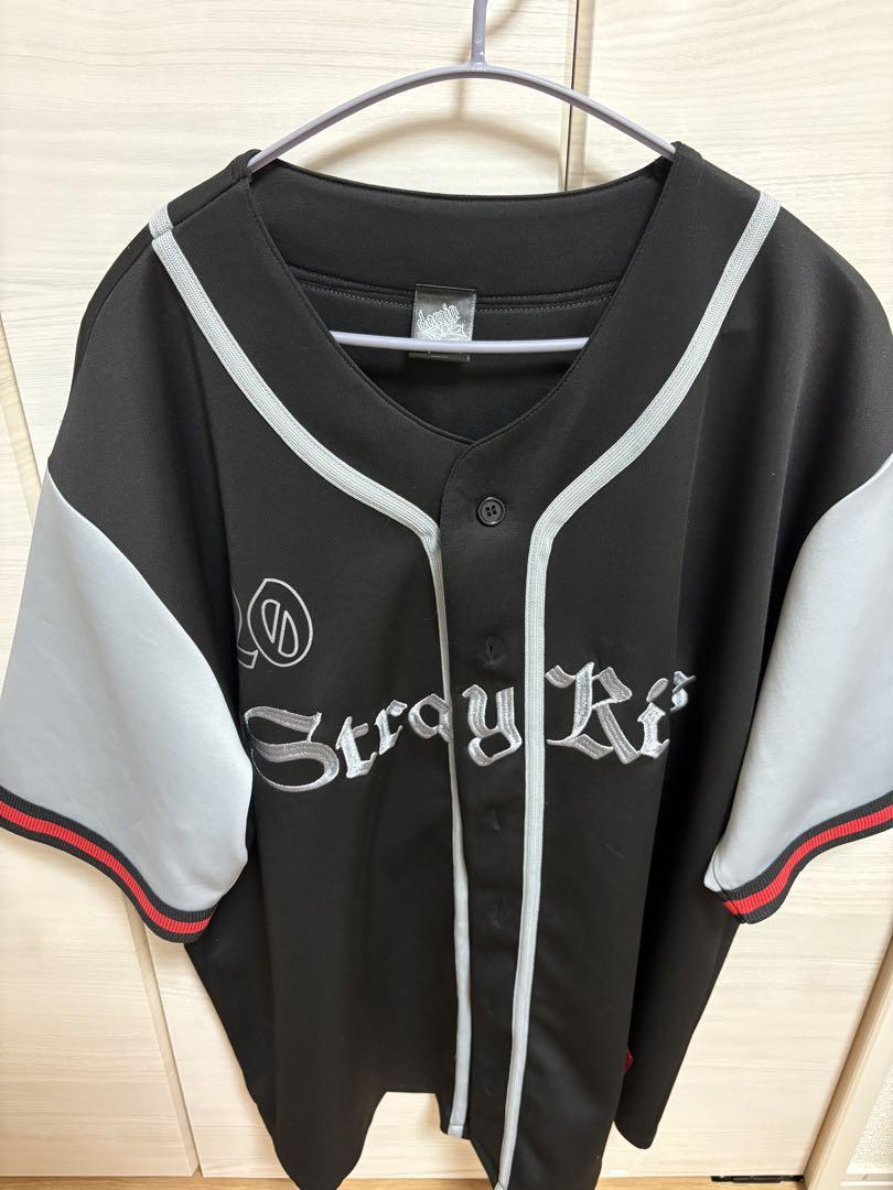 

[Б/У] StrayKids Хёнджин рубашка-униформа dominATE