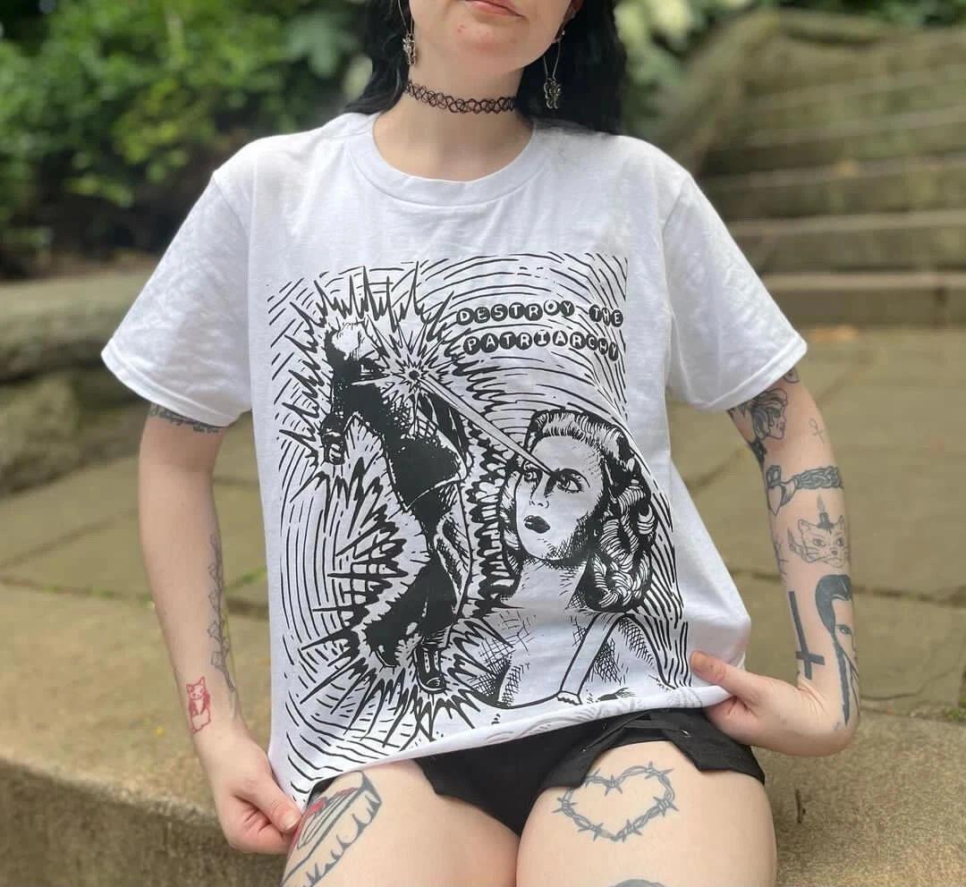 DESTROY THE PATRIARCHY T- Shirt smash the patriarchy riot grrrl feminism FEMINIST 2XL