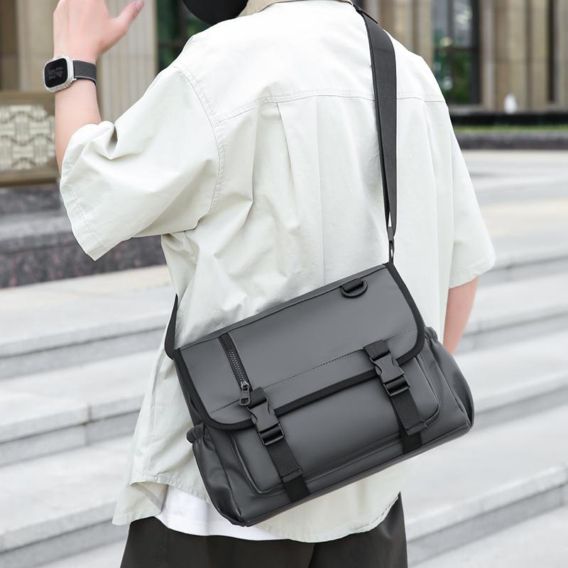 Lightweight Multi Use Messenger Bag for Daily Casual Outdoor Travel Unisex Shoulder Bag with Adjustable Strap