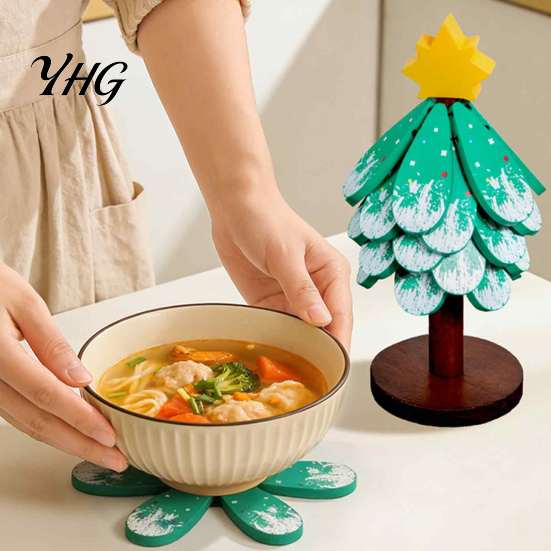 Natural Wood Heat Insulation Pad for Dishes Tree-Shaped Wooden Trivets with Storage Stand, Collapsible Resistant Decorative Tray Holiday Table
