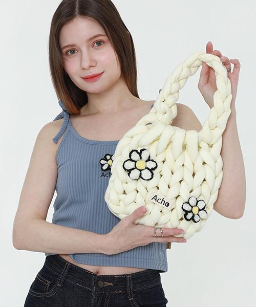 Acho Daisy Flower Knitted Pompon Tote Bag_Ivory
