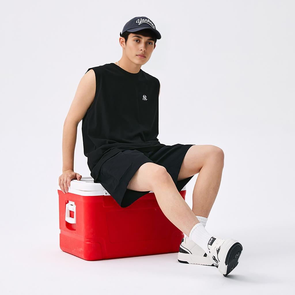 MLB New York Yankees Basic Series SS25 Solid Color Loose Comfortable Basic Small Logo Sleeveless Versatile Vest Unisex tops Black 3ATOB0153-50BKS
