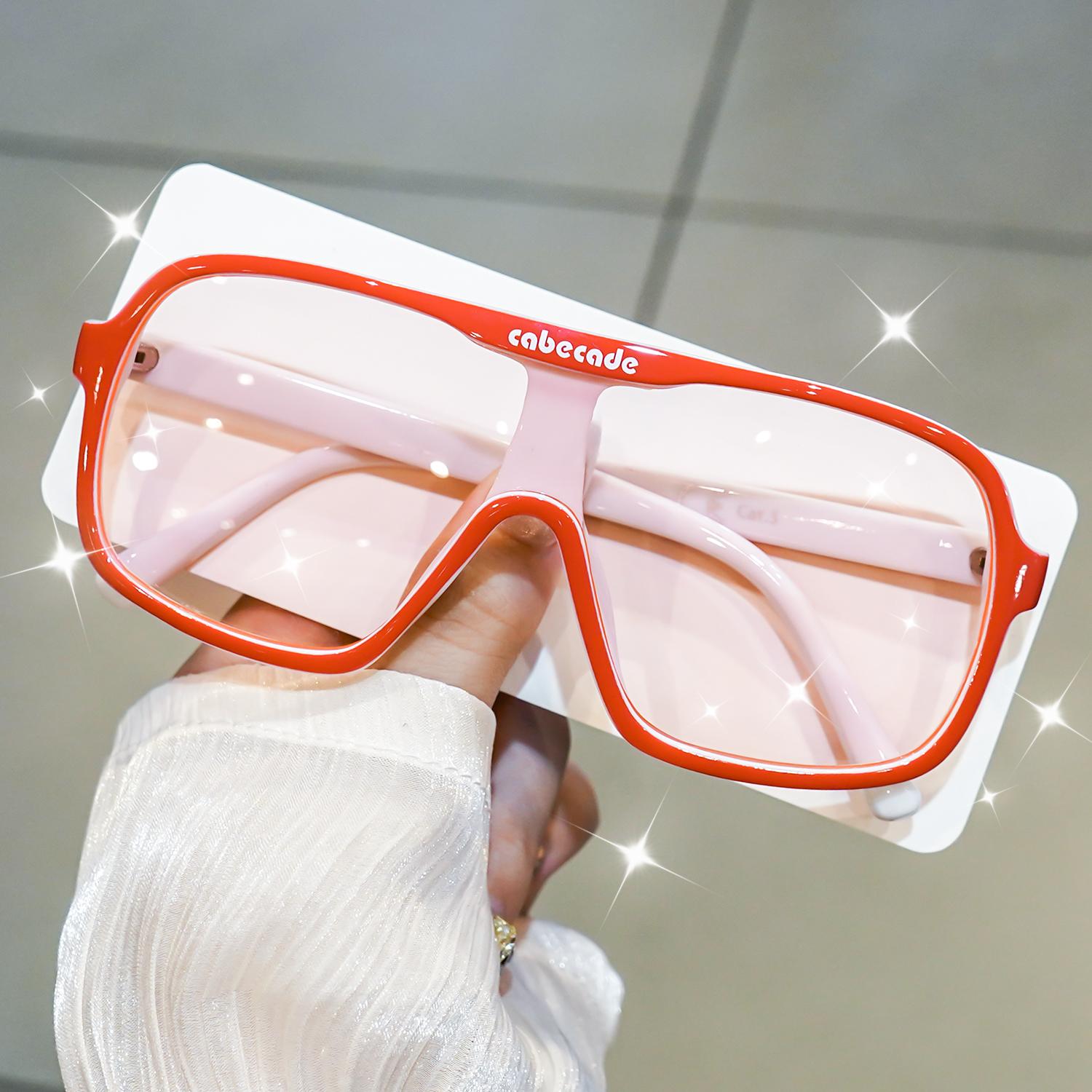 

Cabecade Унисекс Повседневные Декоративные Очки Оверсайз со Стильными Цельными Линзамиuv400Модные Аксессуары Энтузиасты Стиля