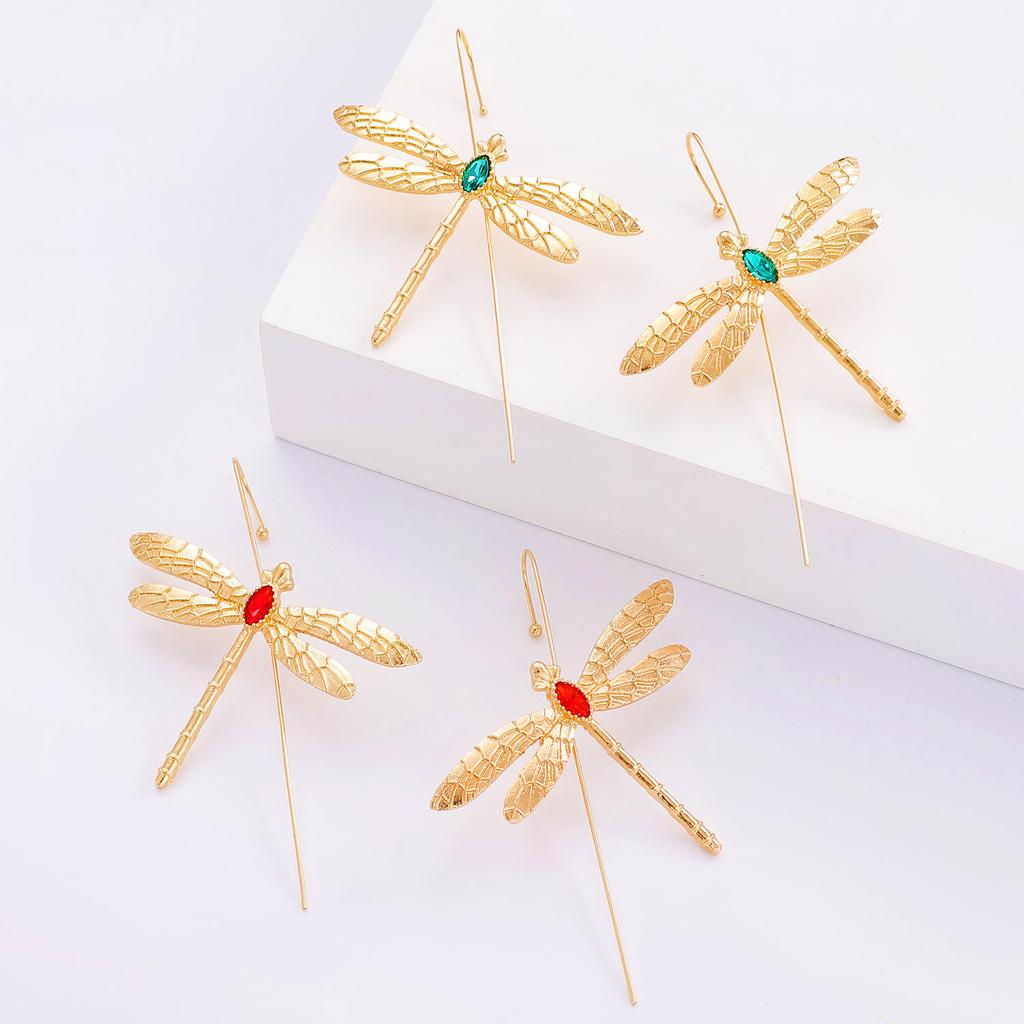 Fashion Dragonfly Stud Earrings For Women Unique Animal Ear Jewelry