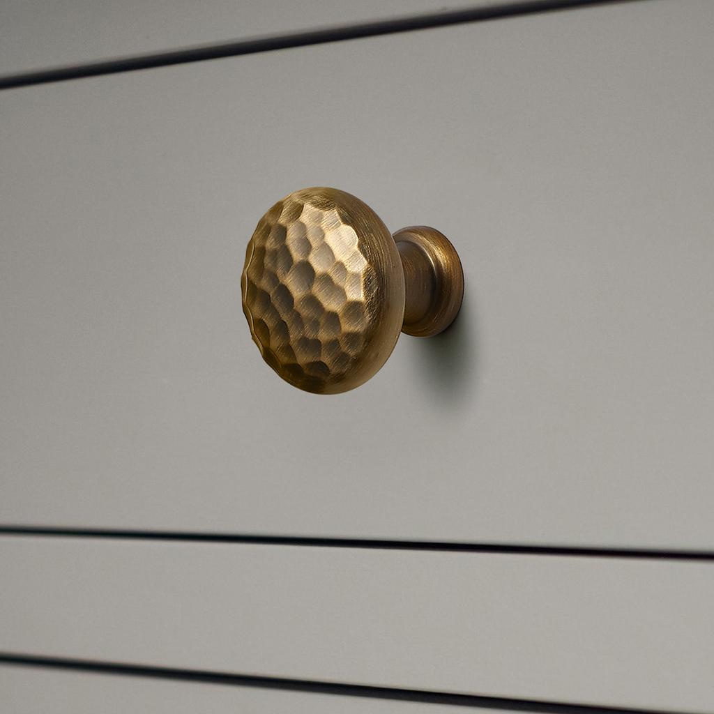 Modern Single-Hole Zinc Alloy Round  Pulls Cupboard Wardrobe TV Cabinet Entryway Cabinet Nightstand Handle Furniture Hardware