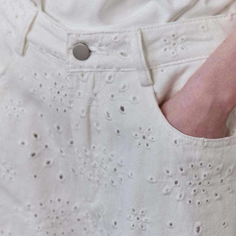 MAXZA Eyelet Punch Wide Pants Ze07ql001na