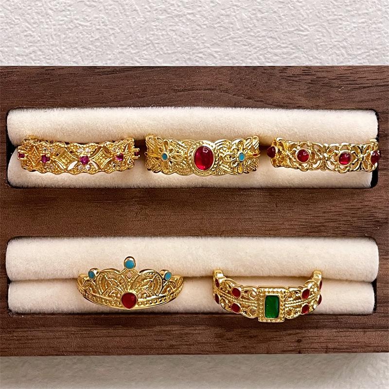 Medieval Gold Imitation Chalcedony Open Ring Niche Design Sense Light Luxury High Sense Personality French Hollow Ring