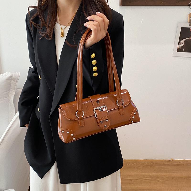 Yogodlns Stylish Retro Girl Underarm Bag French Bread Bag Commuter Aesthetic Shoulder Bag Urban Minimalist Large Capacity Handbags