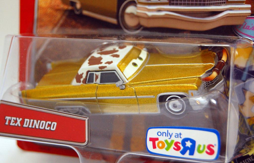 MATTEL RADIATOR SPRINGS Classic only at ToysRus MATTEL RADIATOR SPRINGS Classic only at ToysRus Disney-PIXAR "CARS" "TEX DINACO" Disney-PIXAR "CARS"