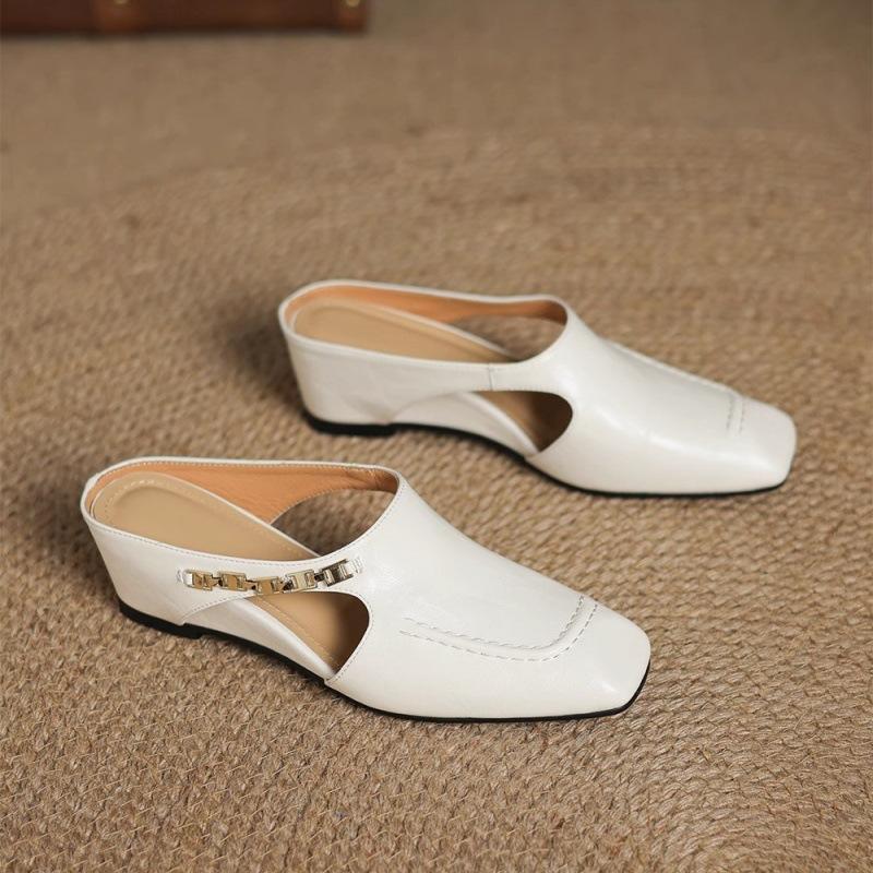 2025 New French Retro Style Bag Head Sandals Temperament Metal Chain Half Slippers Square Head Inner Height Increase Muller Shoes
