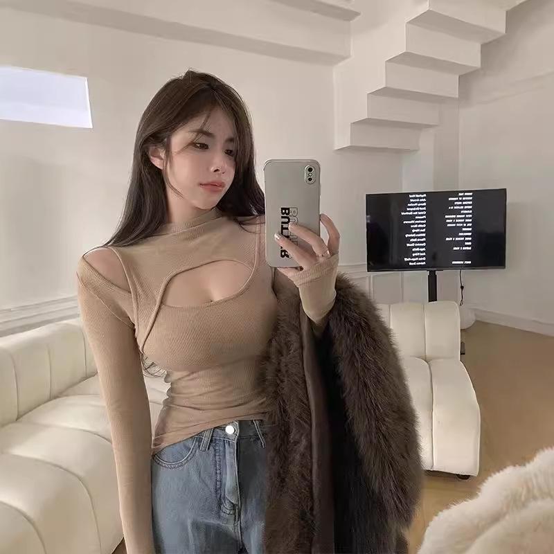 Slim-Fit Semi-High Neck Long-Sleeve Top for Women - 2024 Spring/Autumn/Winter Collection