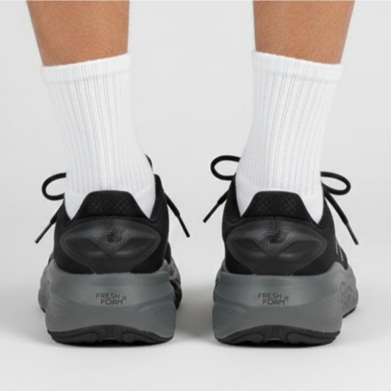 New Balance Fresh Foam X More V6 Black