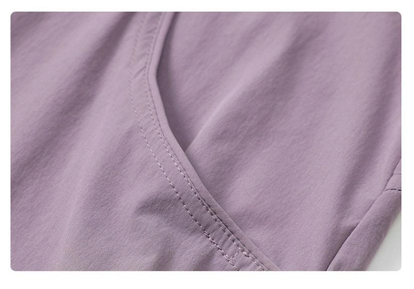2026 Spring Hooded Jacket: Stylish Sun Protection for Moms, Breathable, Age-Defying Top for Middle-Aged and Elderly Women