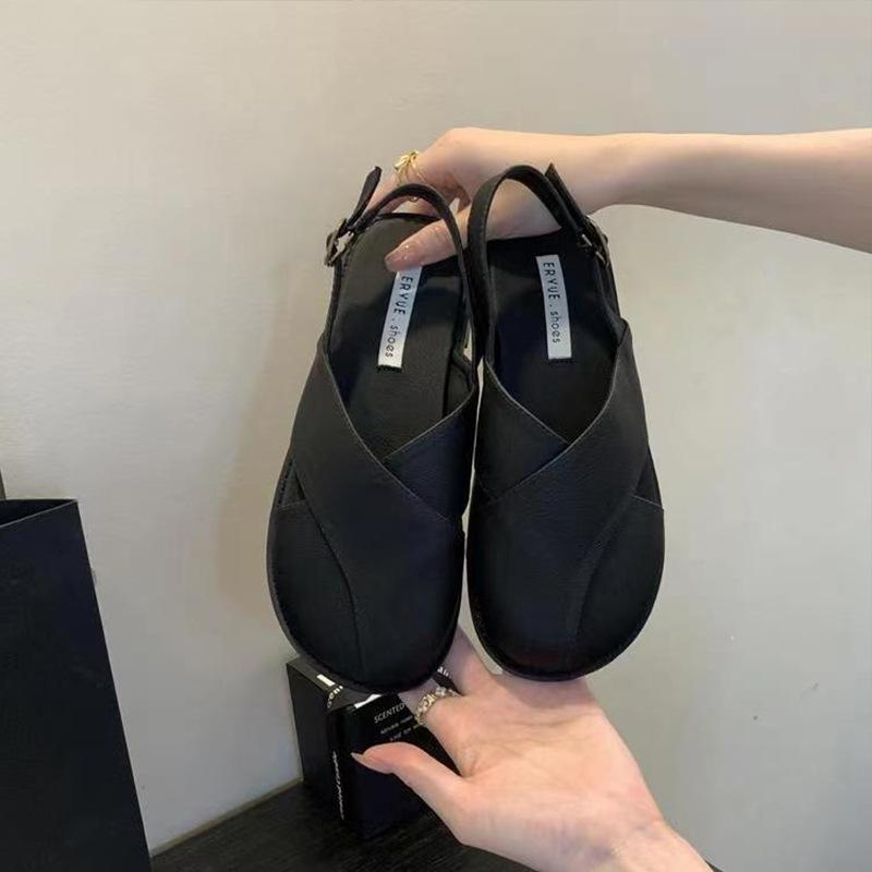 Baotou Sandals Women's Summer New Retro Casual Flats Tide