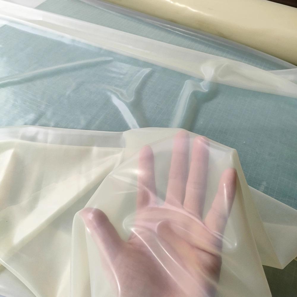 

100x108см Латексний Гумовий Лист Еластична Гладка Водонепроникна Тканина для DIY Шиття Сукні Костюма Ефірної Олії Матраца Покриття для Ліжка 100x108cm
