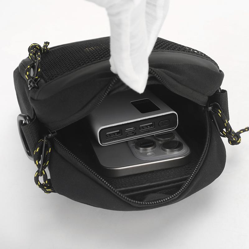 Men's Crossbody Bag Outdoor Sports Mobile Phone Bag Lightweight Shoulder Small Square Bag