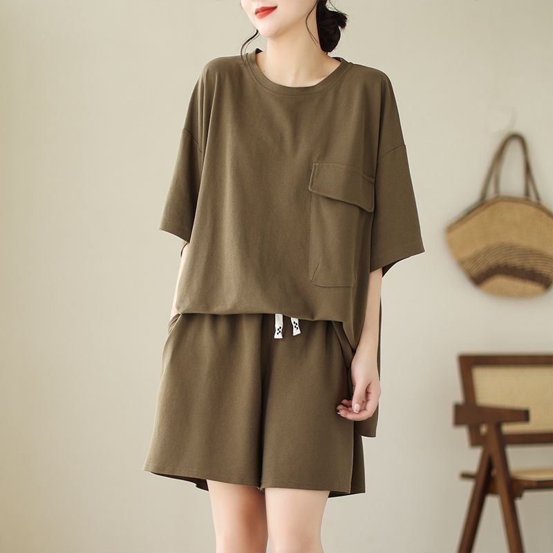 Plus Size Women's Fashionable Slimming Wide Leg Short Shorts Set Loose T-Shirt  Two Piece Set Women Cotton Material