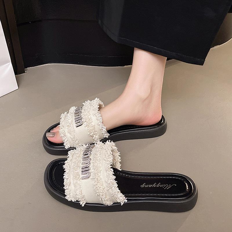 

Французские маленькие ароматные тапочки в стиле летней женской одежды, новые интернет-знаменитости, модные пляжные сандалии со стразами и плоской подошвой 35 бежевый