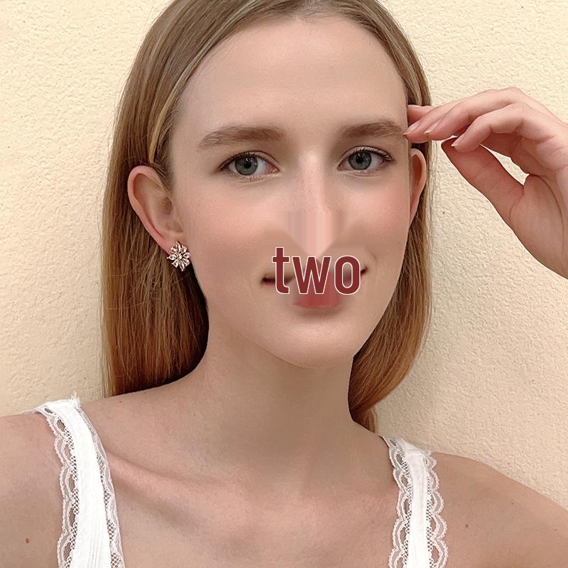 Luxurious Sunflower Zircon Stud Earrings - S925 Silver Needles High-End Ear Jewelry