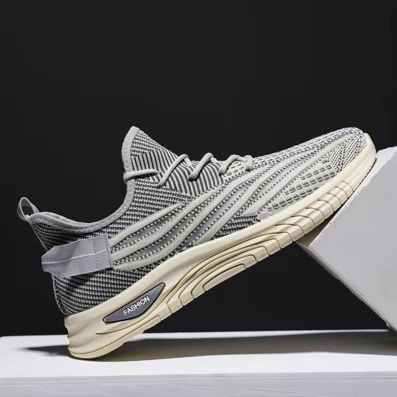 New Spring and Summer Classic Flying Mesh Breathable Men's Shoes Comfortable Casual and Fashionable Sports Shoes