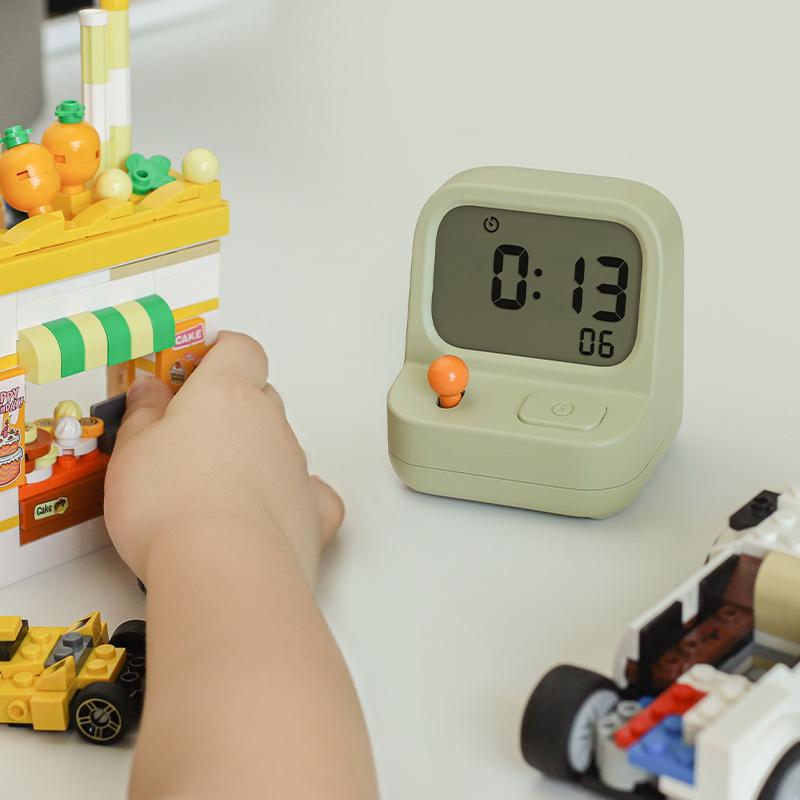 Smart Alarm Clock Mini Desktop Clock Creative Nostalgic Dormitory Snooze Learning Timer