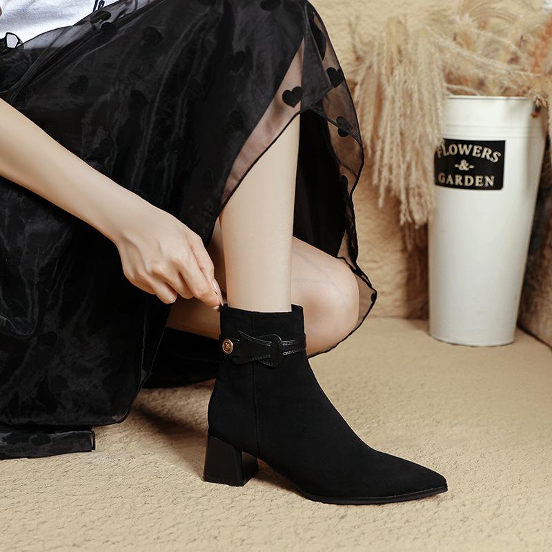 Coarse-heeled short boots women's retro 2025 new autumn and winter pointed brown boots French suede medium tube slim high-heeled boots