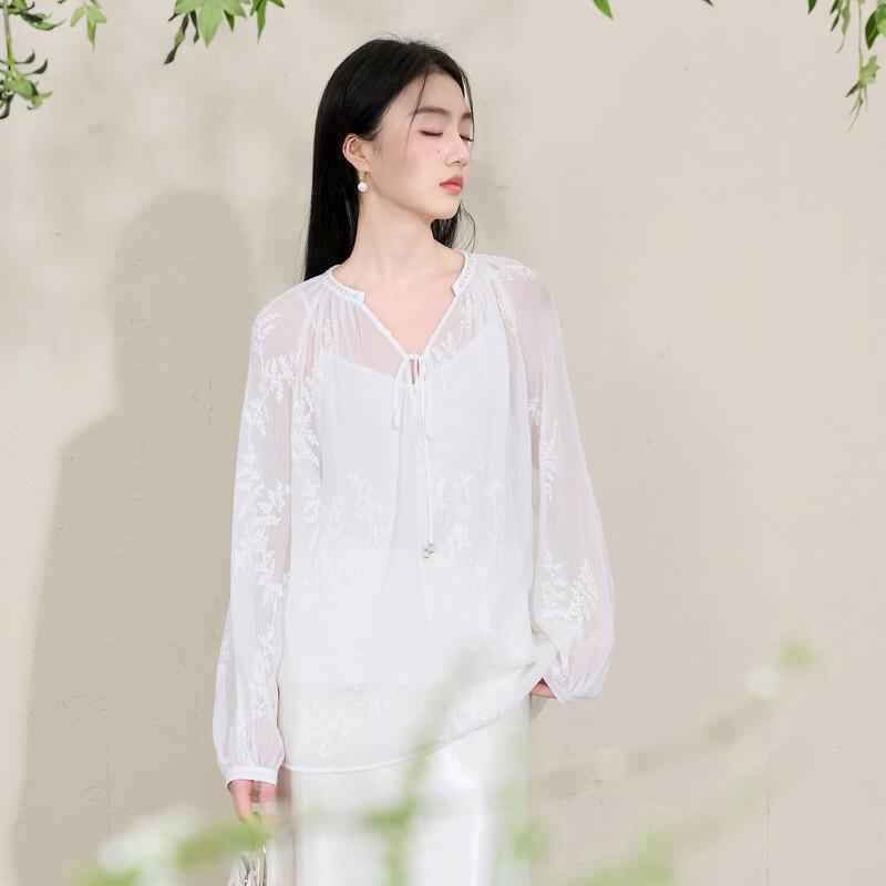 Sancai 2026 Spring New Chinese Embroidered V-Neck Loose Blouse