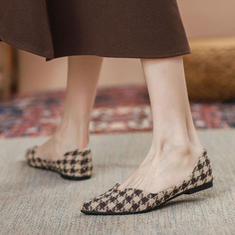 

Женские туфли на плоской подошве, элегантные, вечерние, на низком каблуке, слипоны, женская обувь, острый носок, новинки, цена, социальная тенденция 2024 года, весенний шик 35