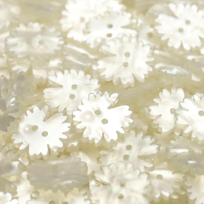 5Pcs Two-Eyed Daisy Resin Buttons Children'S Jacket Sweater Buttons Men'S And Women'S Cotton-Padded Sweater Decorative Buttons