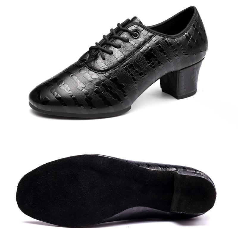 Women Water Grass Grain Leather Latin Dance Shoes Square Lace Round Toe Soft Soled Dance Shoes Breathable Social Dance Modern
