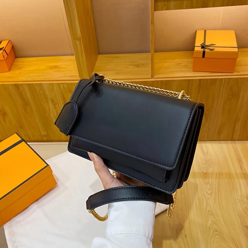 Unique Shoulder Bag for Women  Pillow-axle Bag  Textured Chain  New Design