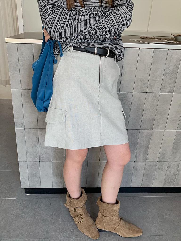 Sunai Damen High-Waist A-Linie Schlankmachender Weißer Cargo Minirock, Kollektion 2026