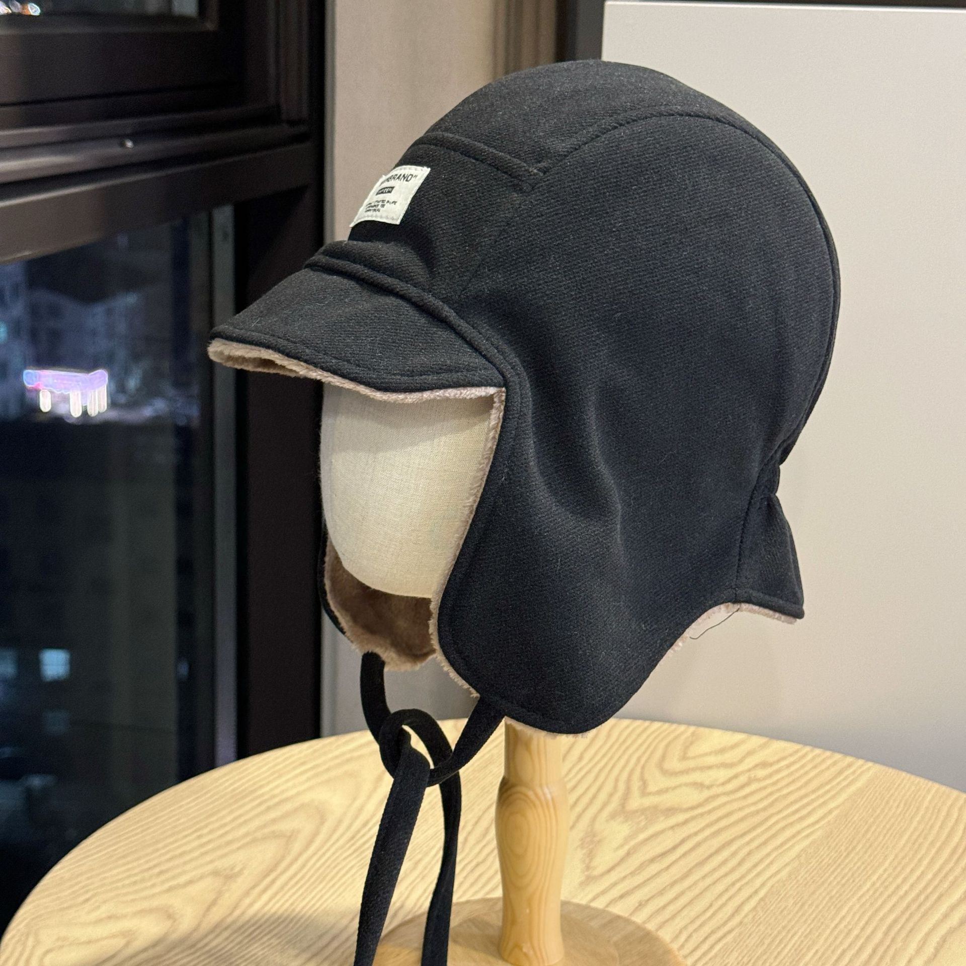 

New stylish plush ear-protecting warm Lei Feng hat, thickened for winter, windproof, suitable for riding, aviator hat, cold-proof Northeast hat Adult54-60Average Size чёрный