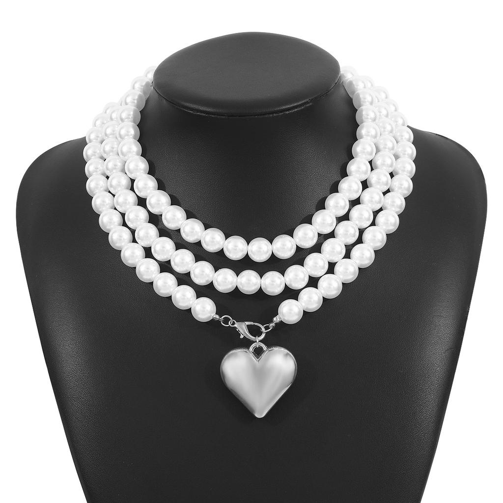 Women European Simple Creative Pearl Sweater Necklace Fashion Popular Heart Shape Multi-Layer Layered Necklace For Women