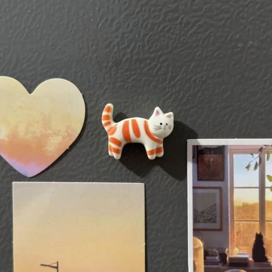 Cat Fridge Decorations 5Pcs Cartoon Refrigerator Magnet Set, Hand-painted Kitten for Whiteboard Photo Holders Locker Whiteboard, Kitchen Decoration