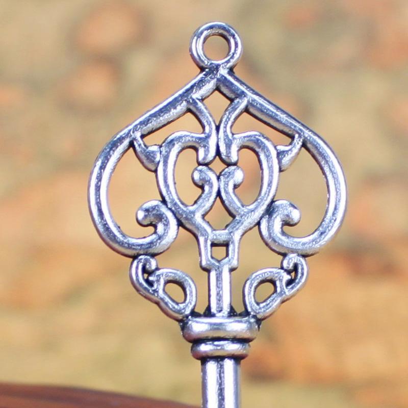 30Pcs/Set Key Shape DIY Skeleton Antique Silver Alloys Vintage Antique Bronze Plated Santa Keys Pendants