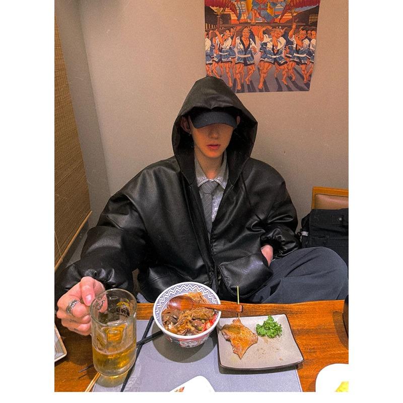 Mauroicardi Spring Autumn Short Oversized Black Soft Pu Leather Jacket Men with Hood Zipper Loose Casual Korean Fashion Clothes