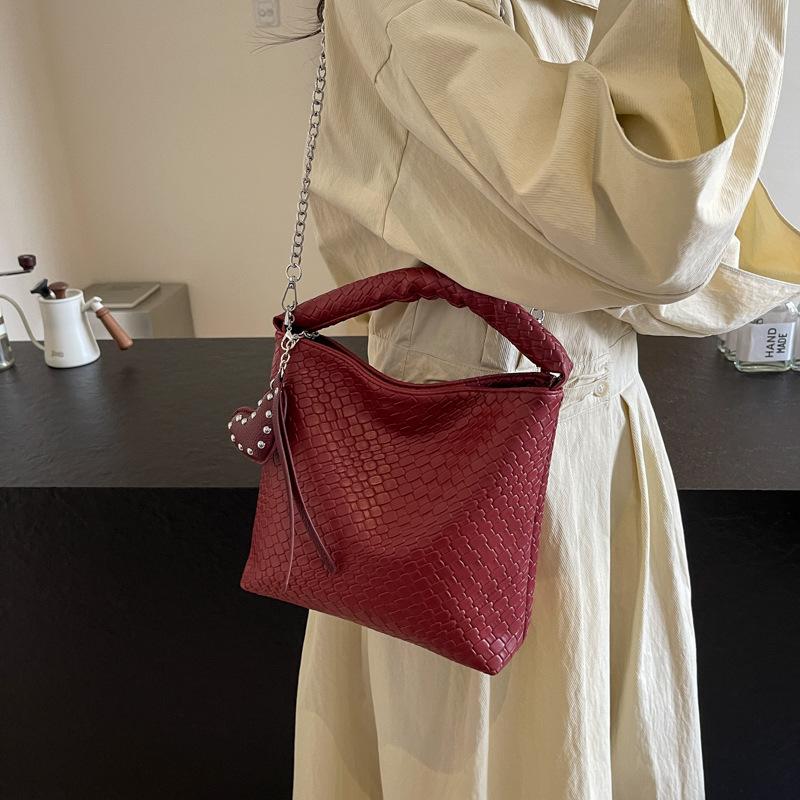 2025 New Plaid Handbag Large Capacity Shoulder Tote Armpit Bag Casual Simple Texture Bucket Bag