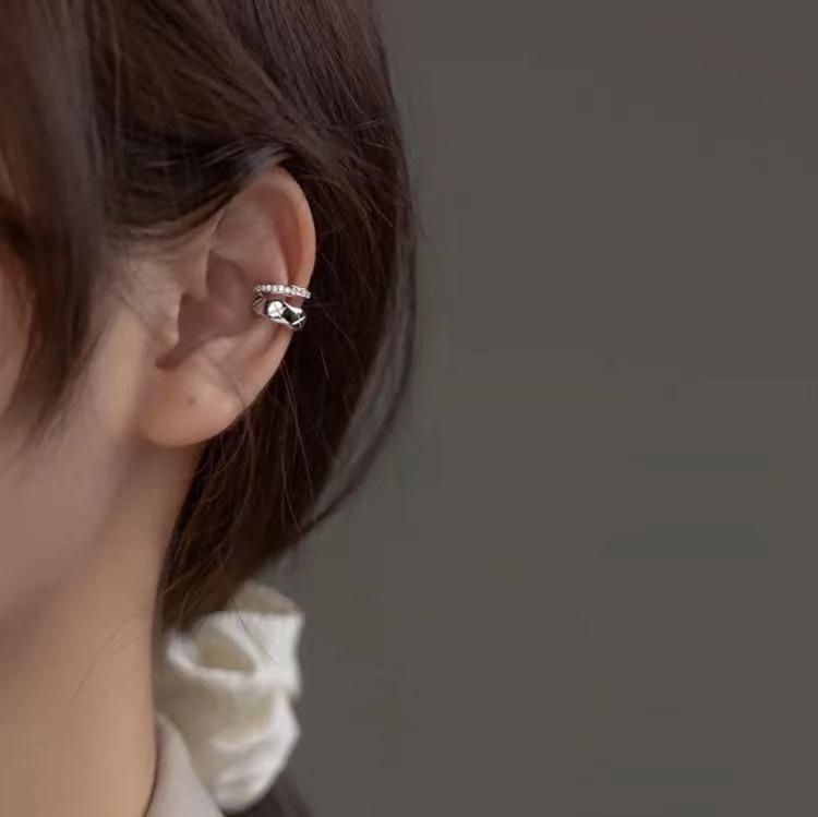 Double-Layer Diamond Ear Cuff for Women, Piercing-Free, Elegant Design, Summer Earrings.