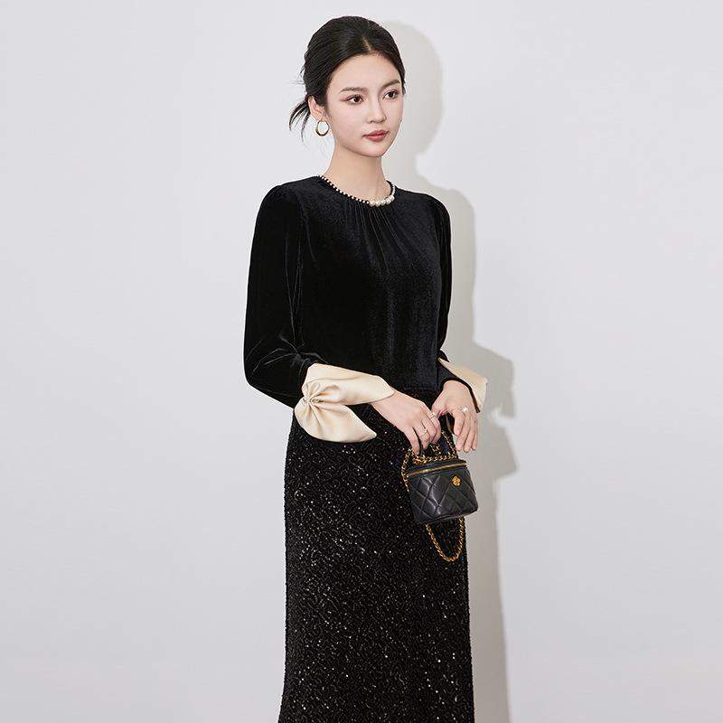 

South Oil Women s Silk Velvet Butterfly Sleeve Top - Fragrant Style, Pearl Round Neck, Exquisite Fashion. Extra Large