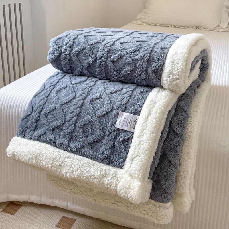 

Solid Color Thicken Blanket Office Shawl Air Conditioning Small Blanket Thickened Coral Velvet Flannel Lamb Wool Nap Blanket 70x100cm 1pcs